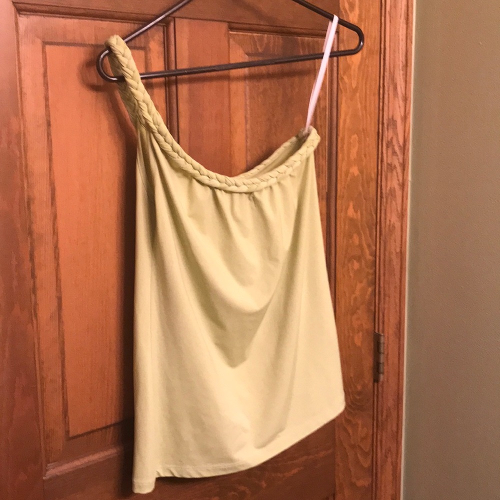 One strap tank